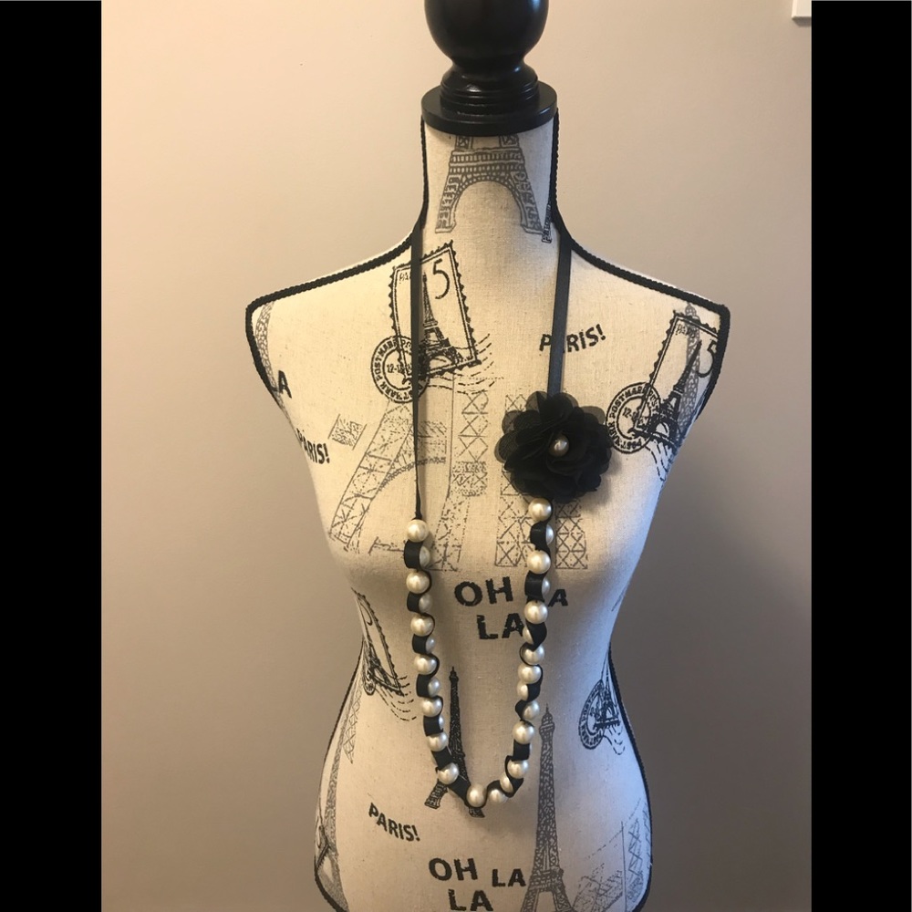 Pearl cream white necklace with black Ribbon